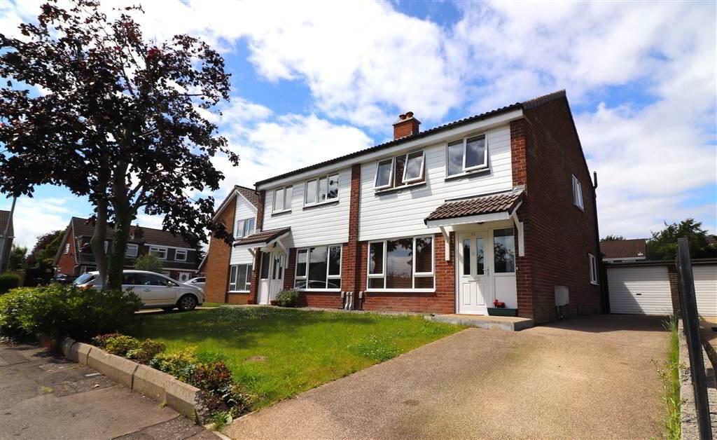 13 Oakridge Gardens, Belsize Road, Lisburn, BT27 4NE