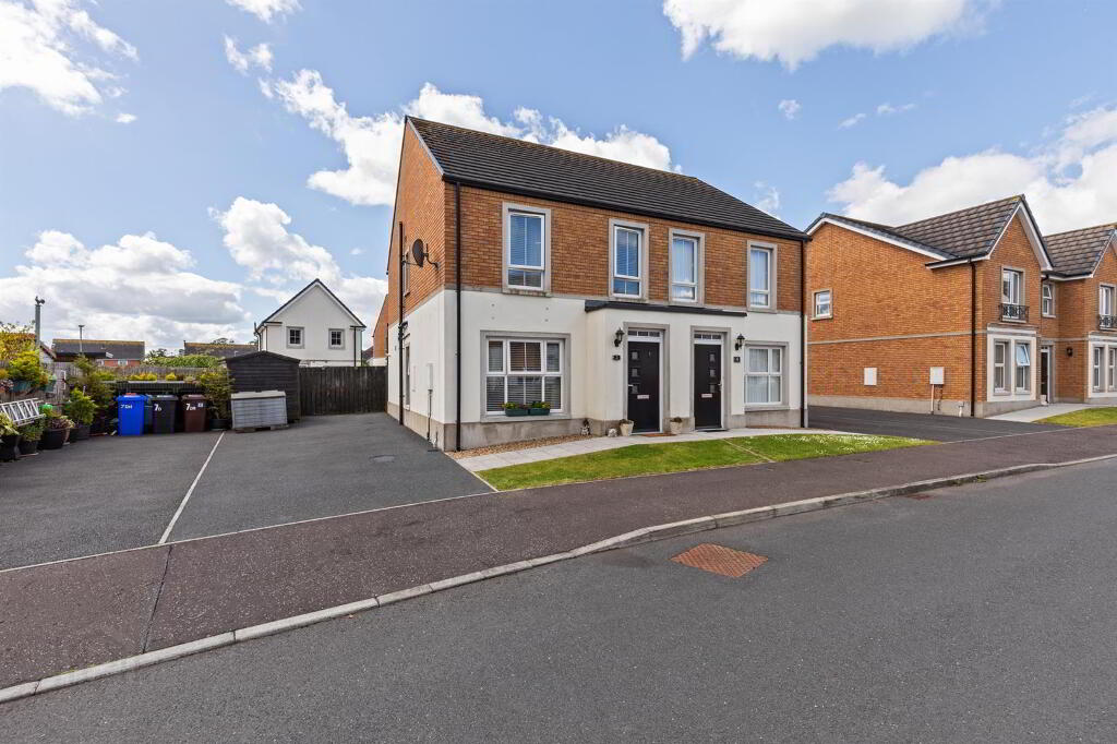 2 Rocklyn Place, Donaghadee, BT21 0FS