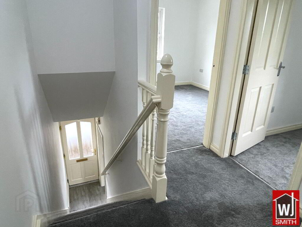 Photo 15 of 13 Lisnagort Court, Omagh