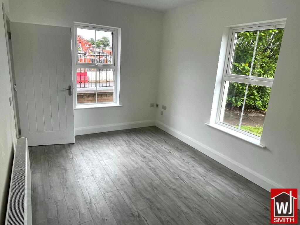 Photo 5 of 13 Lisnagort Court, Omagh