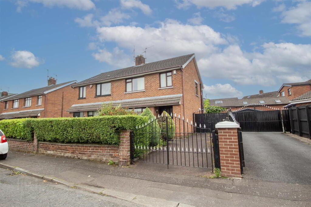 23 Stewartstown Park, Stewartstown Road, Belfast, BT11 9GH