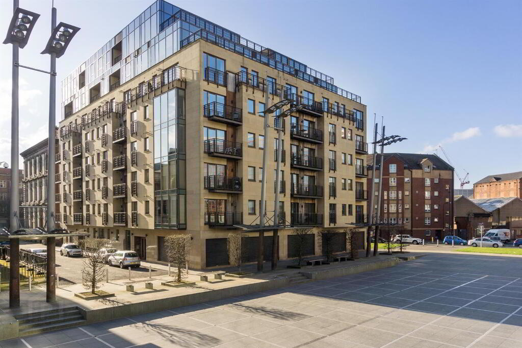 Apartment 31 Custom House Residence 2 Ulster Stree, Belfast, BT1 3ES