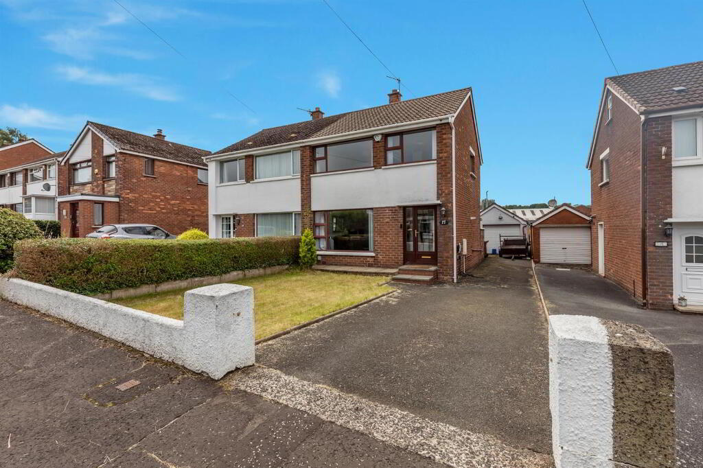 17 Waverley Avenue, Newtownabbey, BT36 6RS