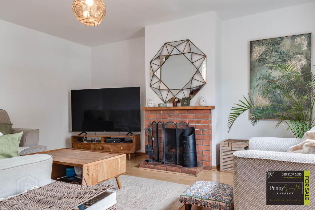 Photo 4 of 58 Meadowvale Crescent, Bangor