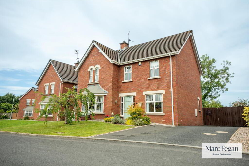 8 Deerings Wood, Lurgan, Craigavon, BT67 9BB