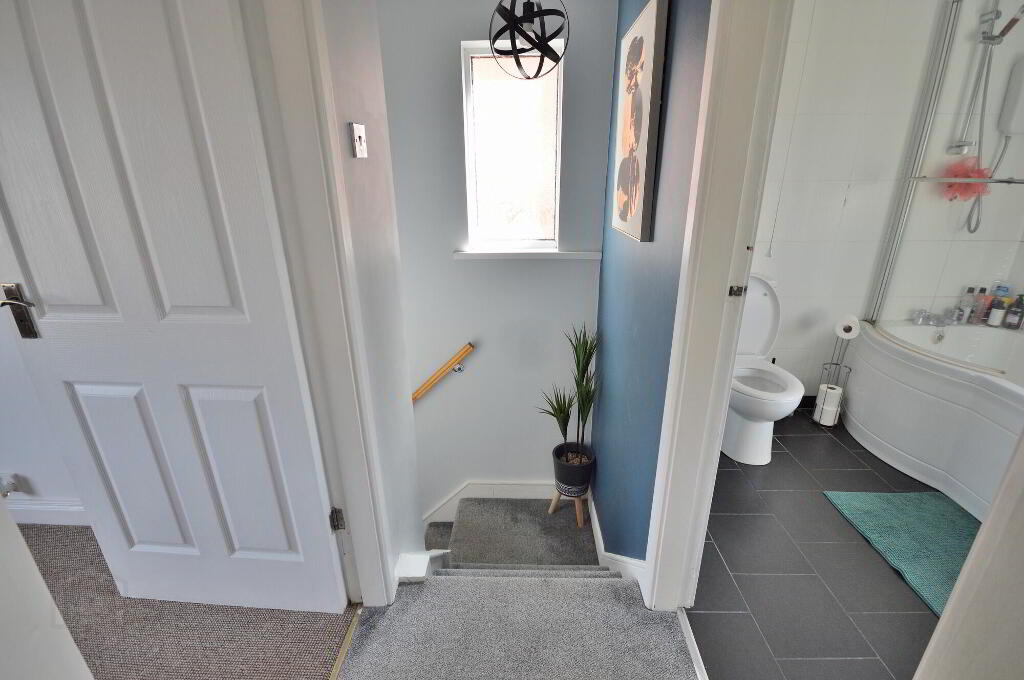 Photo 10 of 70 Clandeboye Road, Bangor