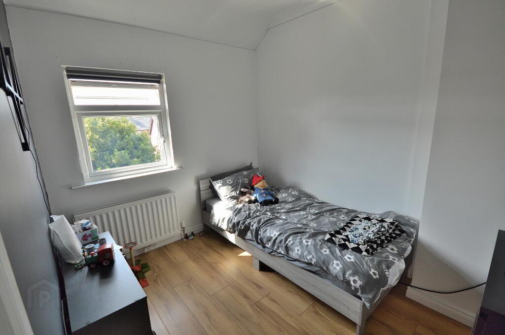 Photo 13 of 70 Clandeboye Road, Bangor