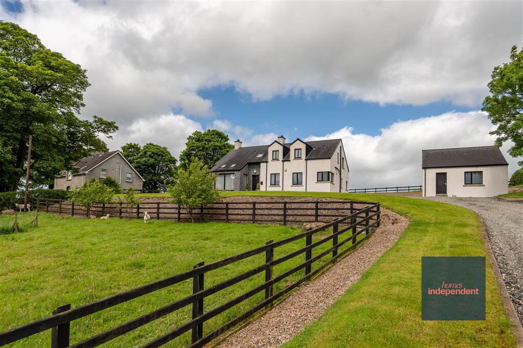 67 Parade Road, Broughshane, Ballymena, BT43 7JZ