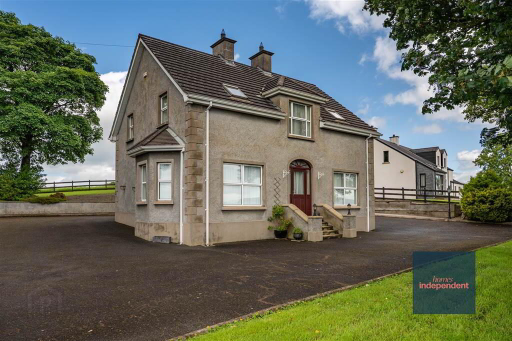69 Parade Road, Broughshane, Ballymena, BT43 7JZ