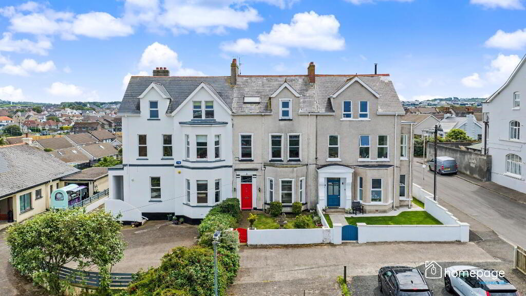 2 Dhu Varren Park, Portrush, BT56 8EL