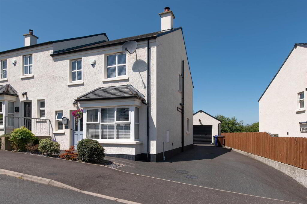 6 Weavers Way, Ballynahinch, BT24 8ZA