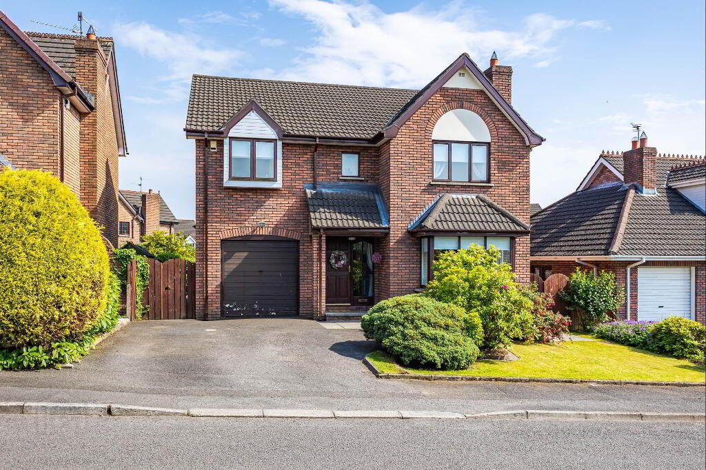 6 Highfields Avenue, Lisburn, BT28 3GE