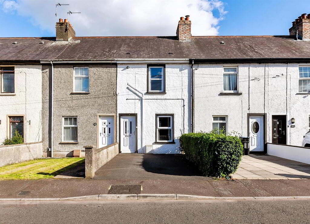 215 Carnmoney Road, Newtownabbey, BT36 6JR