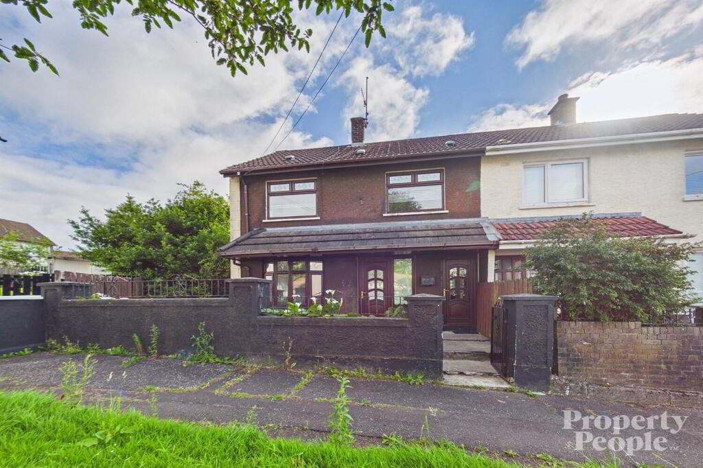 7 New Barnsley Crescent, Belfast, BT12 7HT