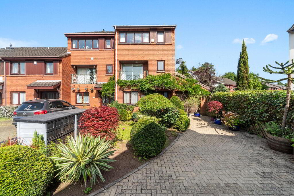 27 Upper Malone Park, Belfast, BT9 6PP