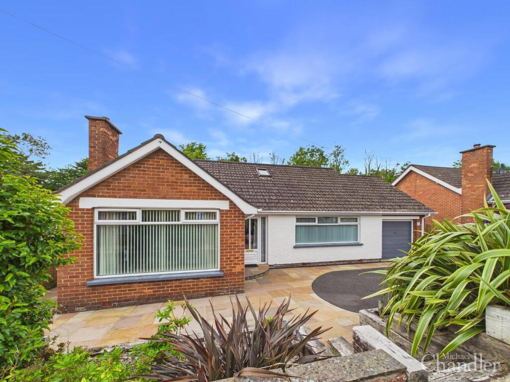 18 Brerton Crescent, Belfast, BT8 6QD
