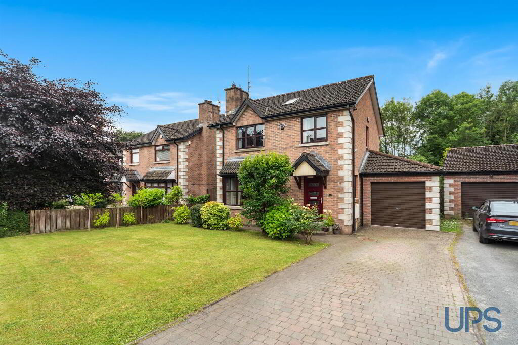 34 Dunmurry Lodge, Blacks Road, Belfast, BT10 0GR