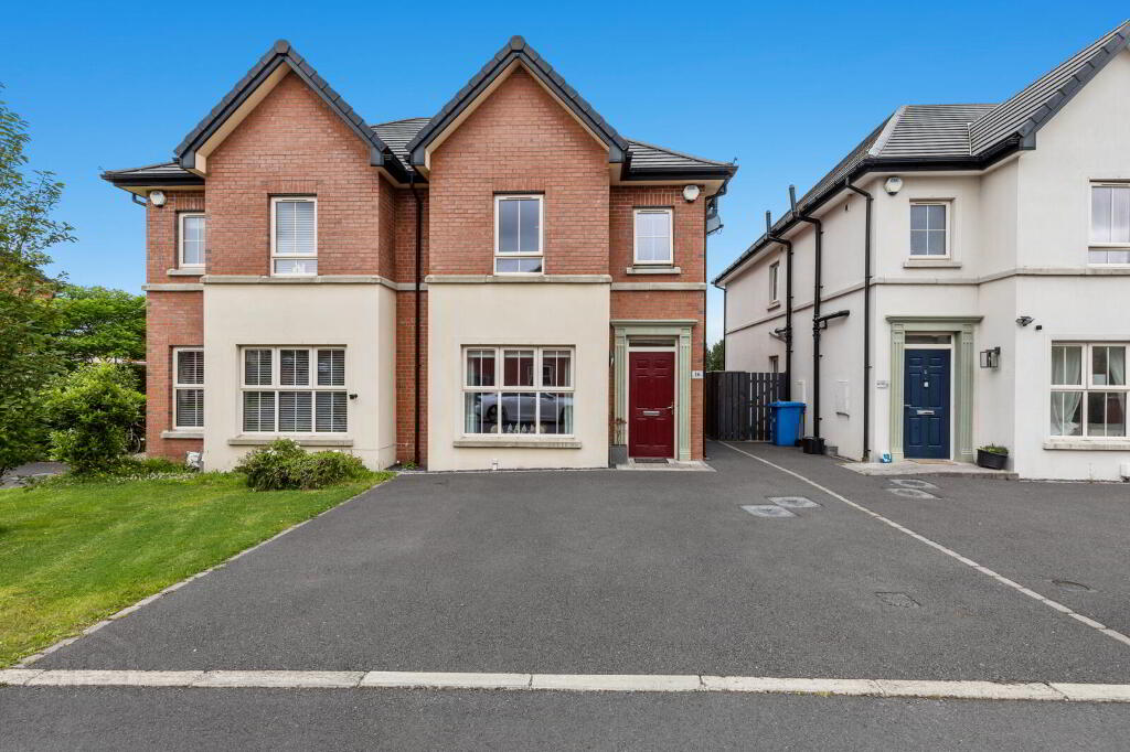 16 Lynn Hall Lane, Bangor, BT19 1GX