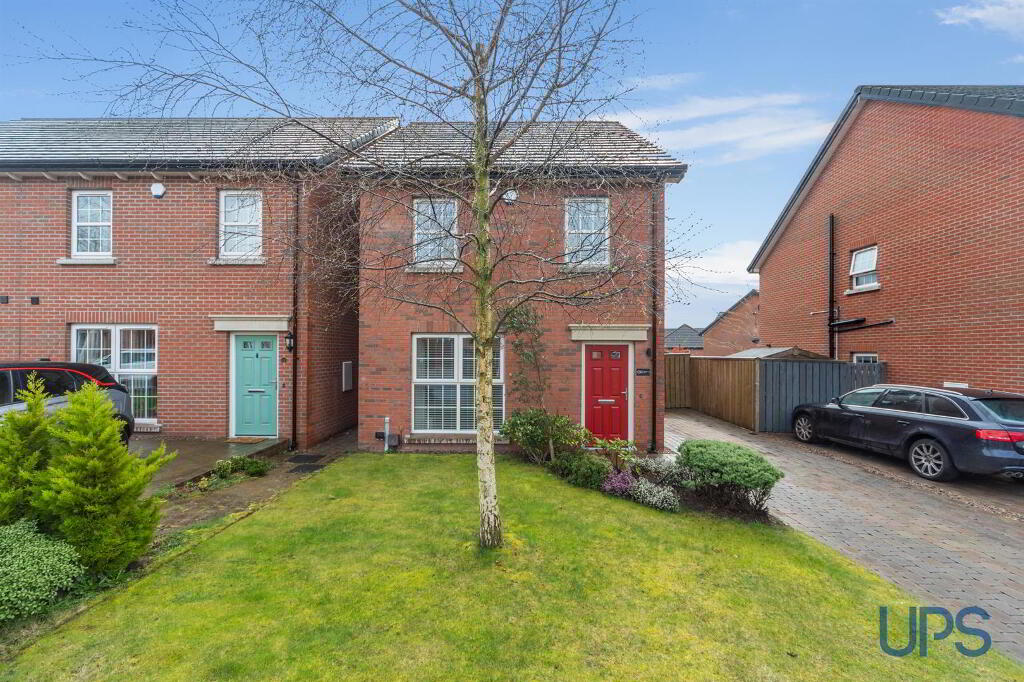 26 Meadow Green, Lisburn, BT28 3PB