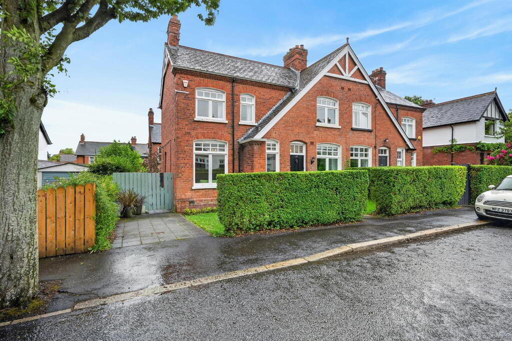 44 Lancefield Road, Belfast, BT9 6LL