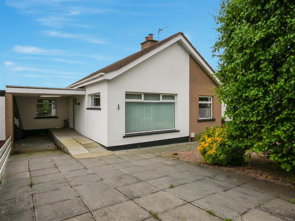 1 Lough Fine Park, Off The Hillsborough Road, Carryduff, Belfast, BT8 8PQ