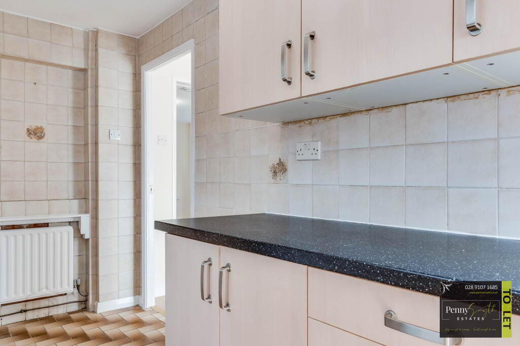 Photo 16 of 13 Ballyhenry Drive, Newtownabbey