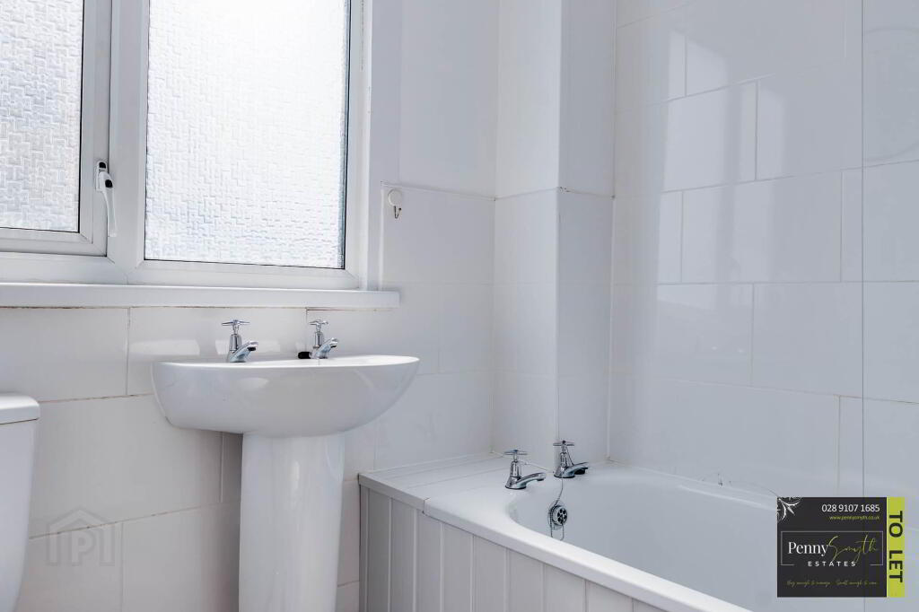 Photo 30 of 13 Ballyhenry Drive, Newtownabbey