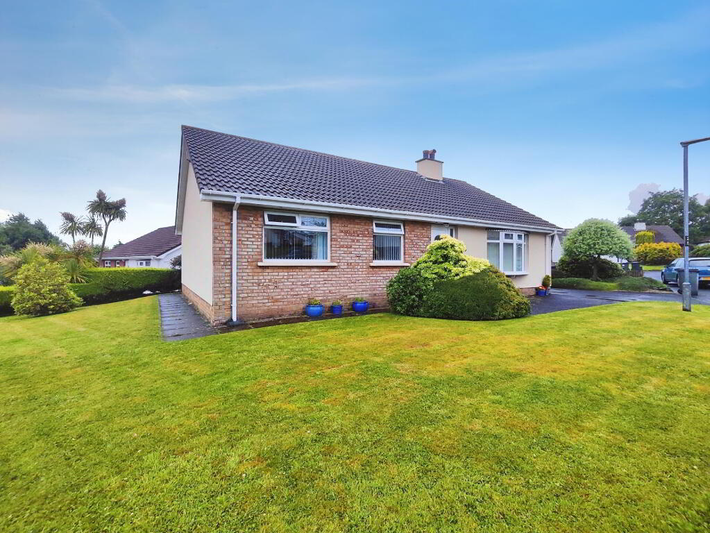 3 Bedroom Bungalow in BT51 3AN