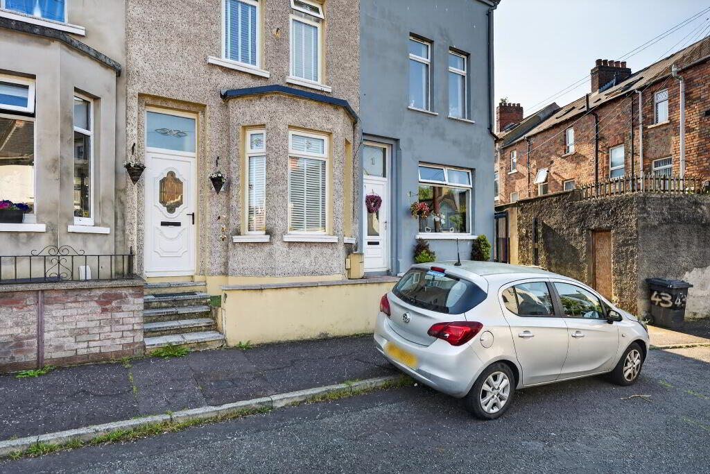 Photo 1 of 3 Glencairn Street, Belfast