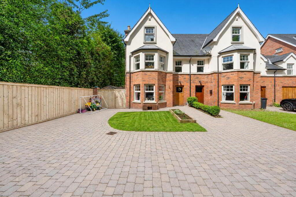 2c Wilshere Drive, Belfast, BT4 2GP