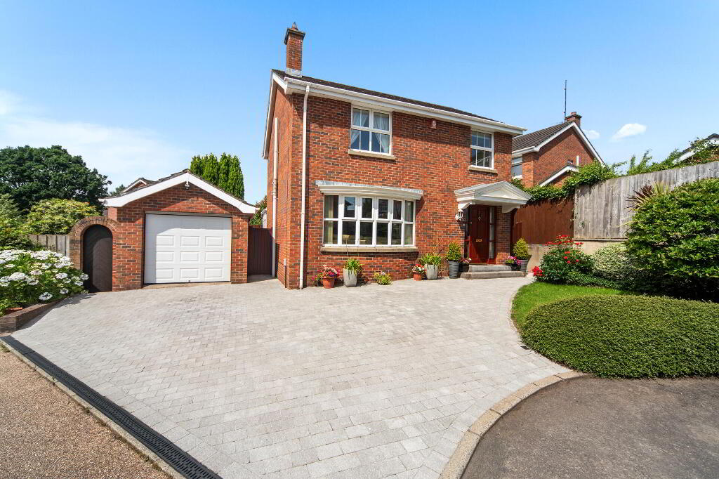3 Oakwood Court, Malone, Belfast, BT9 6DF
