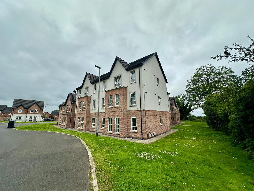 Photo 1 of 19 Ballyveigh Gardens, Antrim