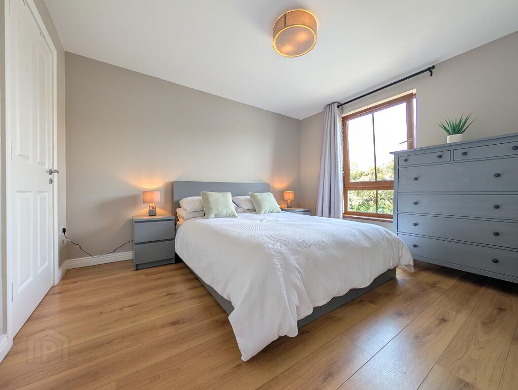 Photo 5 of 33 Brooklands Grove, Newcastle