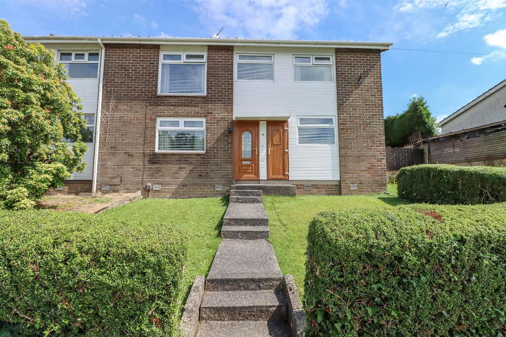 16 Cairnsmore Walk, Dundonald, Belfast, BT16 2SD