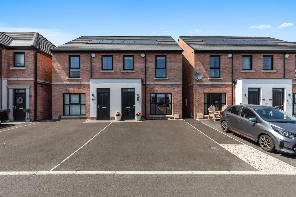 12 Carleton Bridge Way, Newtownards, BT23 4EL