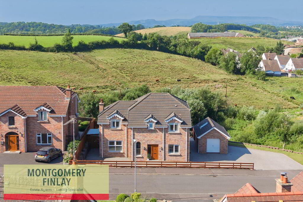 1 Clover Brae, Enniskillen, BT74 4AB