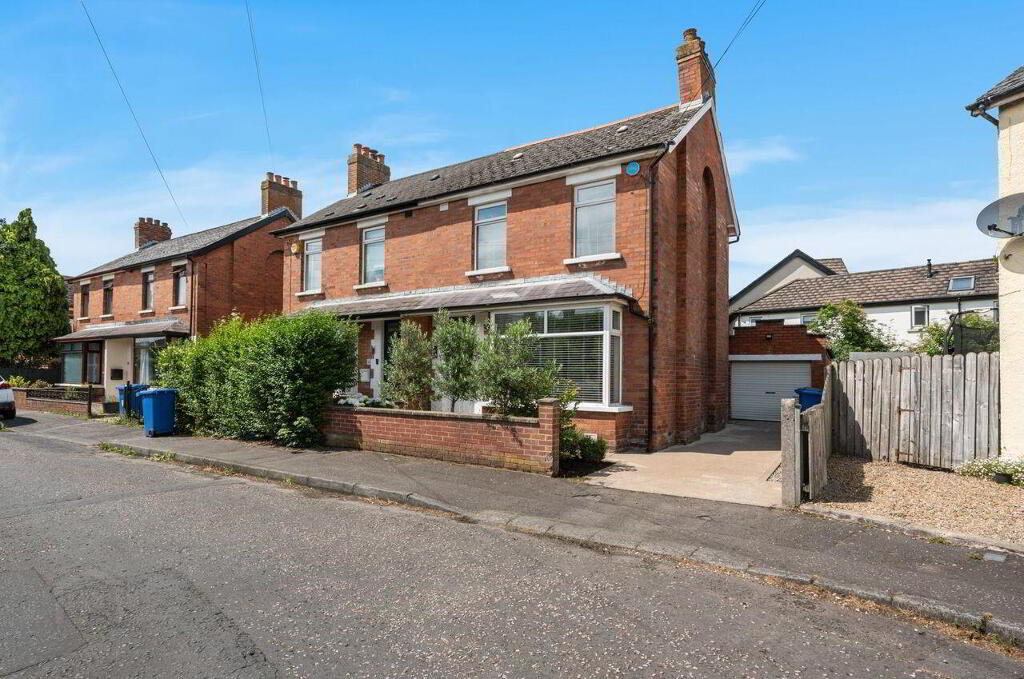 8 Loopland Drive, Belfast, BT6 9DX