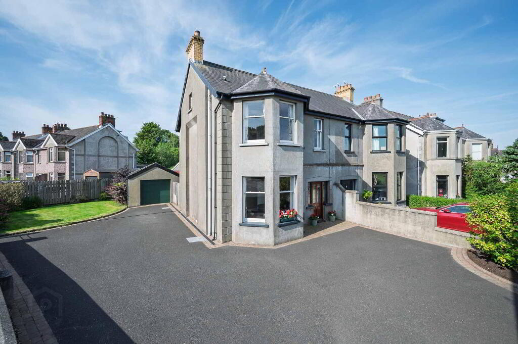 142 Donaghadee Road, Bangor, BT20 4NH