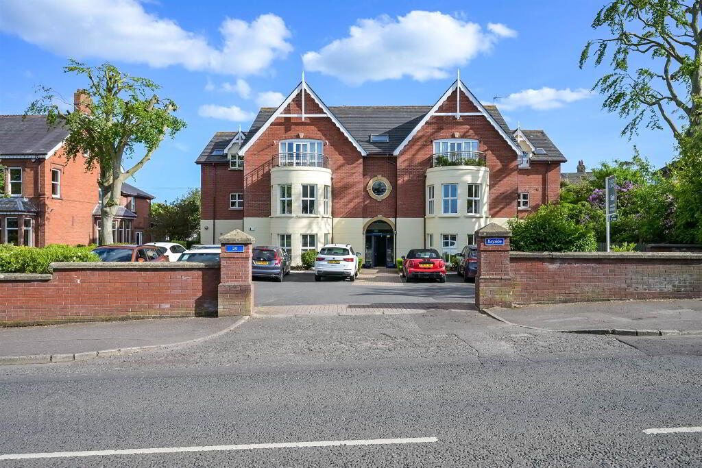 4 Bayside Apartments, 24 Ballyholme Road, Bangor, BT20 5JS