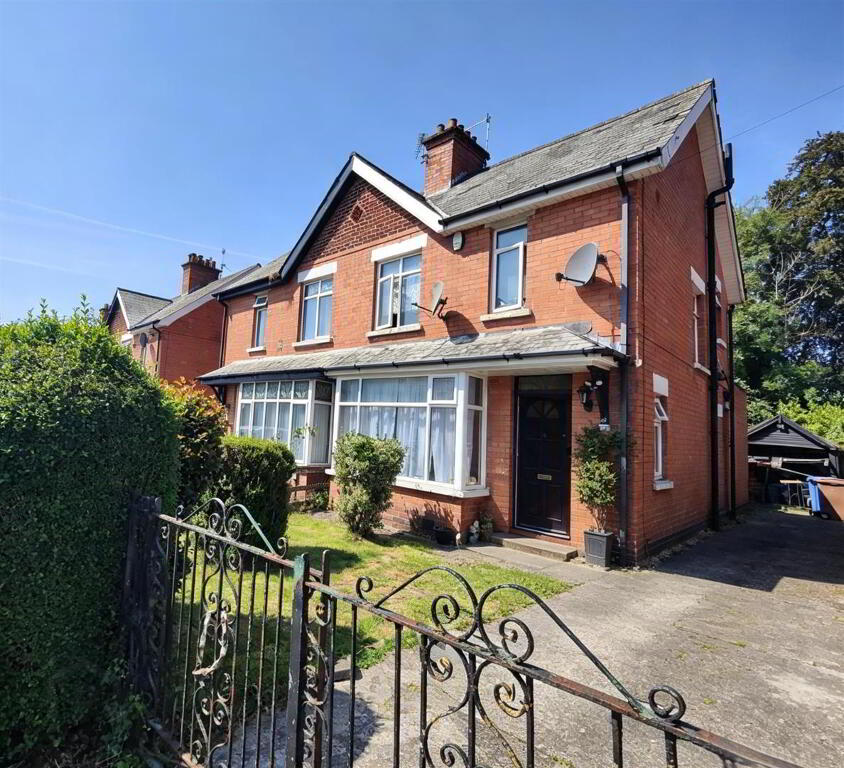 46 Lansdowne Park, Belfast, BT15 4AG