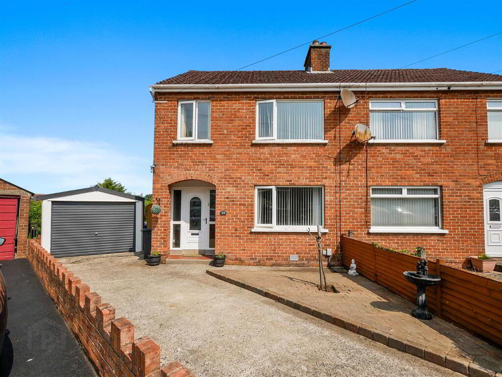 16 Glensharragh Gardens, Upper Knockbreda Road, Belfast, BT6 9PE