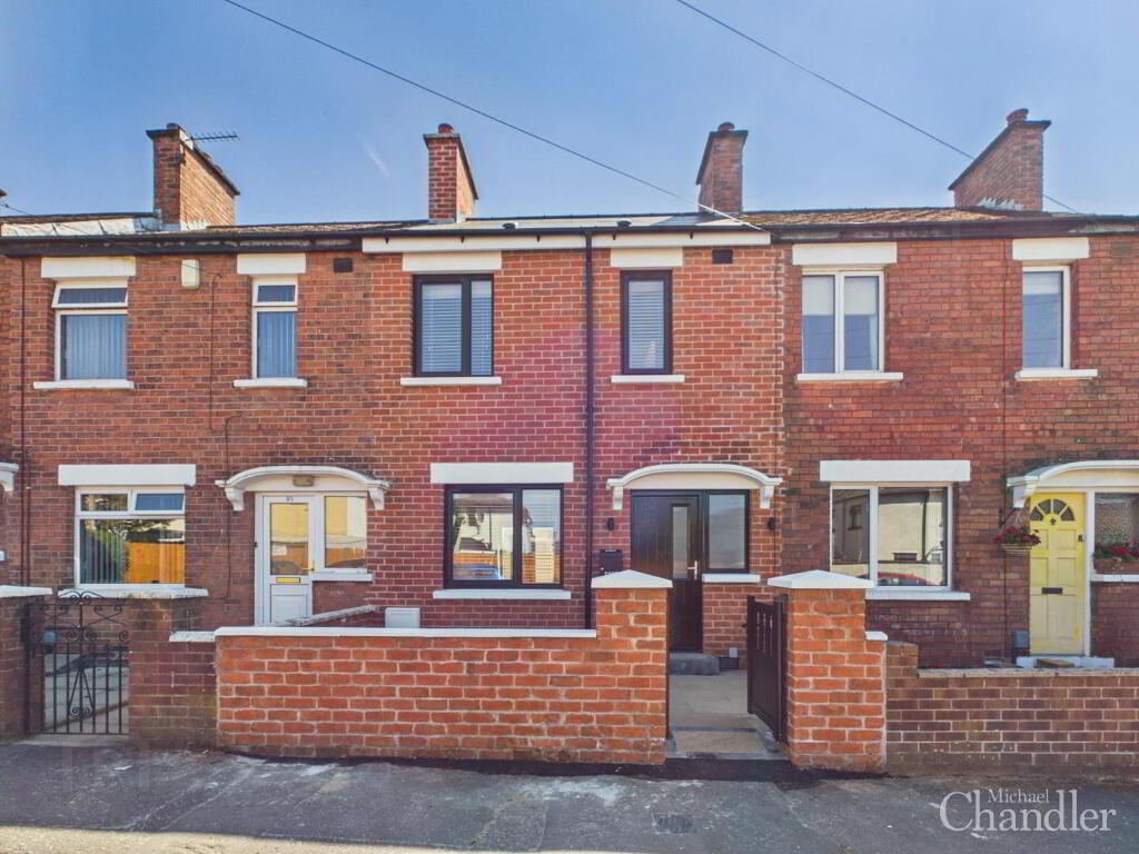 87 Ravenhill Gardens, Belfast, BT6 8GQ