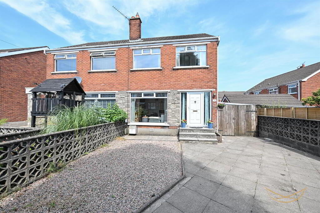 16 Sandyknowes Gardens, Newtownabbey, BT36 5DH
