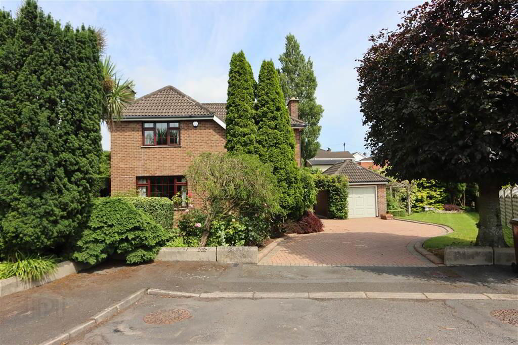 3 Lynnehurst Park, Glen Road, Comber, BT23 5LW