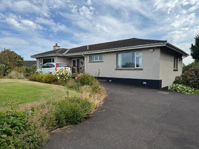 Photograph 1, Glen-Carn  9 Island Road Lower