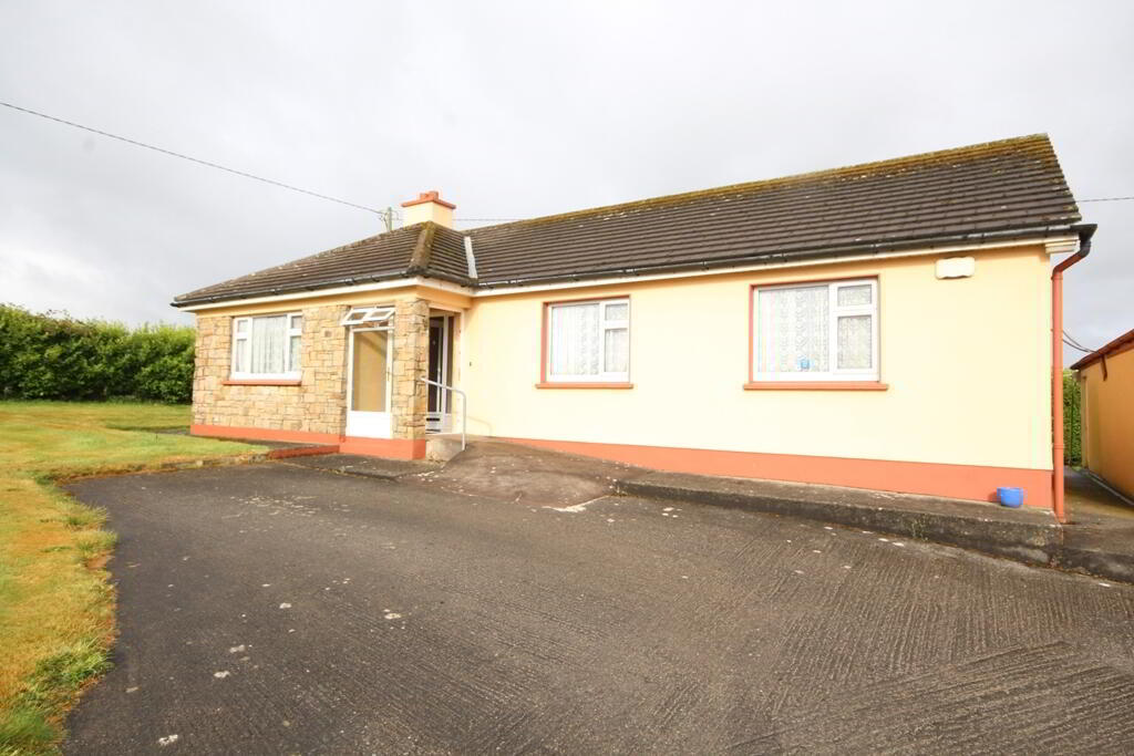 Belrose Upper, Enniskeane, P47YW52