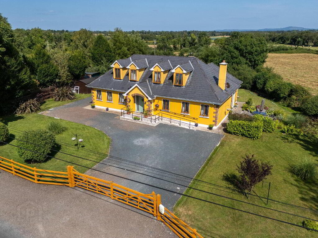 Rooskey, Rooskey, N41DP70