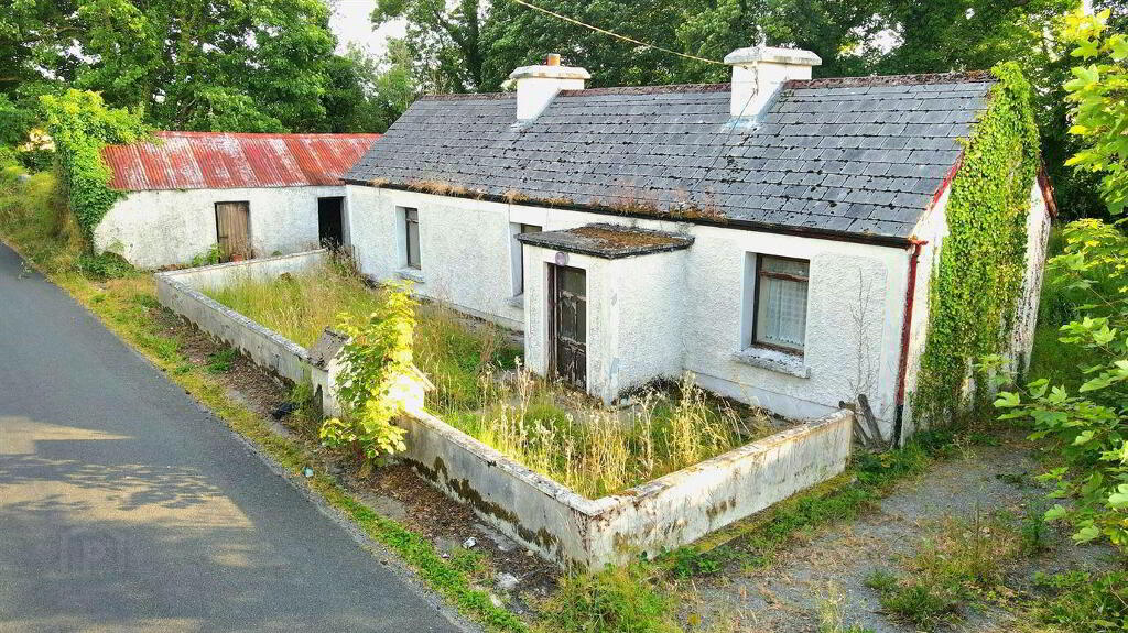 Aghalustia, Ballaghaderreen, F45VF68