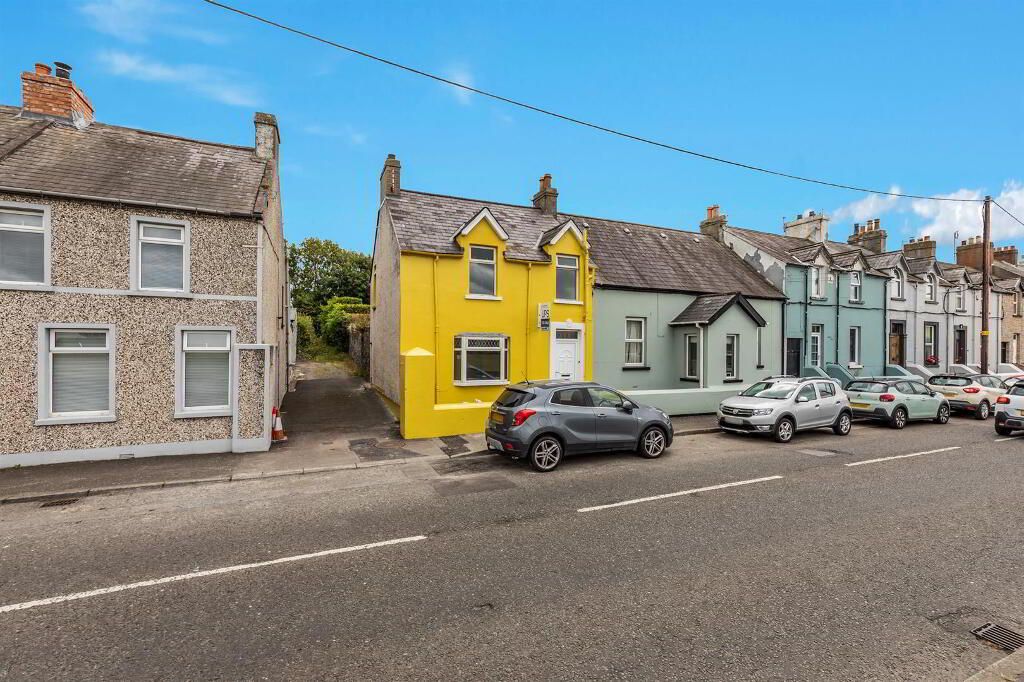 32 Killaughey Road, Donaghadee, BT21 0BL