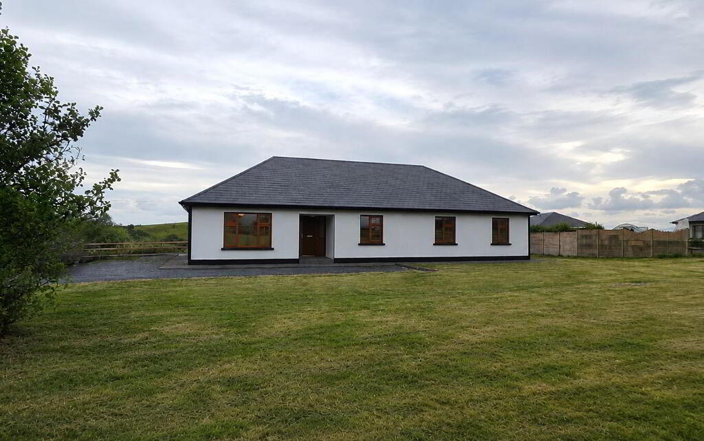 Drumbrastle East, Newport, Newport, F28RW90